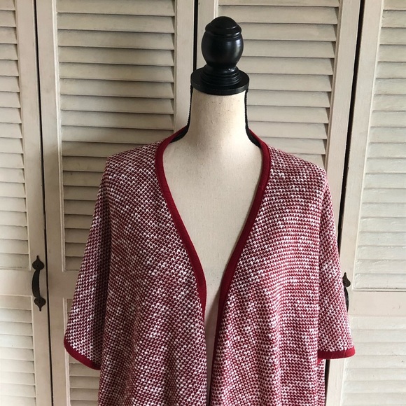 Umgee Red & White Square Open Front Knit Cardigan - Picture 2 of 6